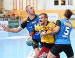 03.09.2016, Krems, Handball, Handball Liga Austria, HLA, GD, UHK Krems, SC Ferlach,<br>ARNAUDOVSKI Risto, FEICHTINGER Sebastian, SIMIC Mario<br><br>Copyright / www. sportfotos. at<br>Missongasse 21<br>A - 3500 Krems<br>zierlinger@sportfotos.at<br>www.sportfotos.at<br>Kremser Bank <br>BIC SPKDAT21XXX<br>IBAN AT392022800704000918<br>