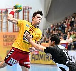 10.03.2017, Krems, Handball, Handball Liga Austria, HLA, OPO, UHK Krems, Bregenz,<br>TOMANN Aron, BELJANSKI Bojan<br><br><br>Copyright DIENER / Zierlinger Karl<br>Marktgasse 3-7 / 4 / 5 / 21<br>A-1090 Wien<br>Telefax +43 1 955 32 35<br>Mobil +43 676 629 98 51<br>BA-CA<br>Bank Nr. 12000<br>Account Nr. 00712 223 783<br>e-mail: agentur@diener.at<br>Datenbank: www.diener.at