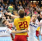 07.04.2017, Krems, Handball, Handball Liga Austria, HLA, OPO, UHK Krems, HC Hard,<br>MAIER Mathias, FEICHTINGER Sebastian, WUESTNER Frederic<br><br><br><br>Copyright DIENER / Zierlinger Karl<br>Marktgasse 3-7 / 4 / 5 / 21<br>A-1090 Wien<br>Telefax +43 1 955 32 35<br>Mobil +43 676 629 98 51<br>BA-CA<br>Bank Nr. 12000<br>Account Nr. 00712 223 783<br>e-mail: agentur@diener.at<br>Datenbank: www.diener.at