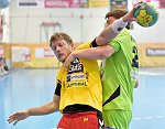 11.02.2017, Krems, Handball, Handball Liga Austria, HLA, OPO, UHK Krems, SG Westwien<br>VISY Norbert, PRATSCHNER Julian<br><br><br>Copyright / www. sportfotos. at<br>Missongasse 21<br>A - 3500 Krems<br>zierlinger@sportfotos.at<br>www.sportfotos.at<br>Kremser Bank <br>BIC SPKDAT21XXX<br>IBAN AT392022800704000918<br>