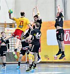 25.02.2017, Krems, Handball, Handball Liga Austria, HLA, OPO, UHK Krems, WAT Margareten,<br>MITKOV Vlatko, SCHWEIGER Vincent, SEIDL Thomas, ZIURA Vytautas, JOVANOVIC Stefan<br><br><br><br>Copyright DIENER / Zierlinger Karl<br>Marktgasse 3-7 / 4 / 5 / 21<br>A-1090 Wien<br>Telefax +43 1 955 32 35<br>Mobil +43 676 629 98 51<br>BA-CA<br>Bank Nr. 12000<br>Account Nr. 00712 223 783<br>e-mail: agentur@diener.at<br>Datenbank: www.diener.at