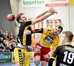 16.02.2018, Krems, Handball, Handball Liga Austria, HLA, Bonusrunde, UHK Krems, Bregenz,<br>MOHR Florian, FEICHTINGER Sebastian, SCHNABL Nico<br><br><br>Copyright / www. sportfotos. at<br>Missongasse 21<br>A - 3500 Krems<br>zierlinger@sportfotos.at<br>www.sportfotos.at<br>Kremser Bank <br>BIC SPKDAT21XXX<br>IBAN AT392022800704000918<br>