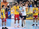 02.03.2018, Krems, Handball, Handball Liga Austria, HLA, BR, UHK Krems, HC Hard,<br>JOCHMANN Jakob, POSCH Fabian, HOFER Florian (Schiri), ZEINER Gerald, SIMEK Marko<br><br><br>Copyright / www. sportfotos. at<br>Missongasse 21<br>A - 3500 Krems<br>zierlinger@sportfotos.at<br>www.sportfotos.at<br>Kremser Bank <br>BIC SPKDAT21XXX<br>IBAN AT392022800704000918