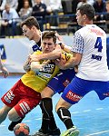 03.11.2017, Krems, Handball, Handball Liga Austria, HLA, GD, UHK Krems, HC Bruck,<br>SCHMIDBAUER Philipp. JOCHMANN Jakob, NAGY Andras<br><br><br>Copyright / www. sportfotos. at<br>Missongasse 21<br>A - 3500 Krems<br>zierlinger@sportfotos.at<br>www.sportfotos.at<br>Kremser Bank <br>BIC SPKDAT21XXX<br>IBAN AT392022800704000918