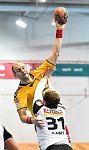 07.12.2017, Krems, Handball, Handball Liga Austria, HLA, GD, UHK Krems, SC Ferlach,<br>MITKOV Vlatko, GAMS Janez<br><br><br>Copyright / www. sportfotos. at<br>Missongasse 21<br>A - 3500 Krems<br>zierlinger@sportfotos.at<br>www.sportfotos.at<br>Kremser Bank <br>BIC SPKDAT21XXX<br>IBAN AT392022800704000918<br>