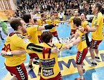 15.12.2017, Krems, Handball, Handball Liga Austria, HLA, GD, UHK Krems, SG Westwien<br>Jubelreigen Krems<br><br><br>Copyright / www. sportfotos. at<br>Missongasse 21<br>A - 3500 Krems<br>zierlinger@sportfotos.at<br>www.sportfotos.at<br>Kremser Bank <br>BIC SPKDAT21XXX<br>IBAN AT392022800704000918<br>