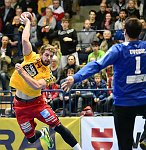 15.12.2017, Krems, Handball, Handball Liga Austria, HLA, GD, UHK Krems, SG Westwien<br>POSCH Fabian, UVODIC Sandro<br><br><br>Copyright / www. sportfotos. at<br>Missongasse 21<br>A - 3500 Krems<br>zierlinger@sportfotos.at<br>www.sportfotos.at<br>Kremser Bank <br>BIC SPKDAT21XXX<br>IBAN AT392022800704000918<br>