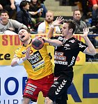 17.11.2017, Krems, Handball, Handball Liga Austria, HLA, GD, UHK Krems, WAT Margareten,<br>SCHAFLER Leonard, NIKOLIC Mathias<br><br><br>Copyright / www. sportfotos. at<br>Missongasse 21<br>A - 3500 Krems<br>zierlinger@sportfotos.at<br>www.sportfotos.at<br>Kremser Bank <br>BIC SPKDAT21XXX<br>IBAN AT392022800704000918<br>
