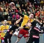 17.11.2017, Krems, Handball, Handball Liga Austria, HLA, GD, UHK Krems, WAT Margareten,<br>JONAS Herbert, TOMANN Aron, SEIDL Thomas<br><br><br>Copyright / www. sportfotos. at<br>Missongasse 21<br>A - 3500 Krems<br>zierlinger@sportfotos.at<br>www.sportfotos.at<br>Kremser Bank <br>BIC SPKDAT21XXX<br>IBAN AT392022800704000918<br>