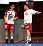 04.08.2017, Krems, Handball, Testspiel,  UHK Krems, UHC Hollabrunn<br>JOCHMANN Jakob, THAQI Ibish<br><br><br>Copyright / www. sportfotos. at<br>Missongasse 21<br>A - 3500 Krems<br>zierlinger@sportfotos.at<br>www.sportfotos.at<br>Kremser Bank <br>BIC SPKDAT21XXX<br>IBAN AT392022800704000918<br>
