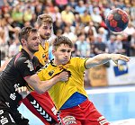 27.04.2018, Krems, Handball, Handball Liga Austria, HLA, BR, UHK Krems,  HT Schwaz,<br>KANDOLF Thomas, POSCH Fabian, JOCHMANN Jakob<br><br><br>Copyright / www. sportfotos. at<br>Missongasse 21<br>A - 3500 Krems<br>zierlinger@sportfotos.at<br>www.sportfotos.at<br>Kremser Bank <br>BIC SPKDAT21XXX<br>IBAN AT392022800704000918