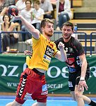 27.04.2018, Krems, Handball, Handball Liga Austria, HLA, BR, UHK Krems,  HT Schwaz,<br>POSCH Fabian, KANDOLF Thomas<br><br><br>Copyright / www. sportfotos. at<br>Missongasse 21<br>A - 3500 Krems<br>zierlinger@sportfotos.at<br>www.sportfotos.at<br>Kremser Bank <br>BIC SPKDAT21XXX<br>IBAN AT392022800704000918