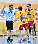 27.04.2018, Krems, Handball, Handball Liga Austria, HLA, BR, UHK Krems,  HT Schwaz,<br>SEIDLER Bernhard, SCHOPF Tobias, TOMANN Aron<br><br><br>Copyright / www. sportfotos. at<br>Missongasse 21<br>A - 3500 Krems<br>zierlinger@sportfotos.at<br>www.sportfotos.at<br>Kremser Bank <br>BIC SPKDAT21XXX<br>IBAN AT392022800704000918