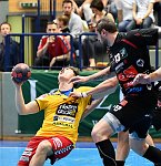 27.04.2018, Krems, Handball, Handball Liga Austria, HLA, BR, UHK Krems,  HT Schwaz,<br>JOCHMANN Jakob, PYSHKIN Alexander<br><br><br>Copyright / www. sportfotos. at<br>Missongasse 21<br>A - 3500 Krems<br>zierlinger@sportfotos.at<br>www.sportfotos.at<br>Kremser Bank <br>BIC SPKDAT21XXX<br>IBAN AT392022800704000918