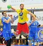 27.11.2021, Krems, Handball, Handball Liga Austria, HLA, GD, UHK Krems, HC Linz,<br><br><br><br><br><br>Copyright / www. sportfotos. at<br>Missongasse 21<br>A - 3500 Krems<br>zierlinger@sportfotos.at<br>www.sportfotos.at<br>Kremser Bank <br>BIC SPKDAT21XXX<br>IBAN AT392022800704000918