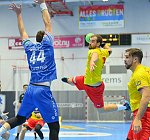 27.11.2021, Krems, Handball, Handball Liga Austria, HLA, GD, UHK Krems, HC Linz,<br><br><br><br><br><br>Copyright / www. sportfotos. at<br>Missongasse 21<br>A - 3500 Krems<br>zierlinger@sportfotos.at<br>www.sportfotos.at<br>Kremser Bank <br>BIC SPKDAT21XXX<br>IBAN AT392022800704000918
