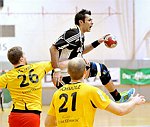 10.03.2012, Krems, Handball, Handball Liga Austria, HLA, MPO, UHK Krems - Fivers WAT Margareten,<br>VIZVARY Kristof, ABADIR Martin, SCHMOELZ Johann<br><br>Copyright DIENER / Zierlinger Karl<br>Marktgasse 3-7 / 4 / 5 / 21<br>A-1090 Wien<br>Telefax +43 1 955 32 35<br>Mobil +43 676 629 98 51<br>BA-CA<br>Bank Nr. 12000<br>Account Nr. 00712 223 783<br>e-mail: agentur@diener.at<br>Datenbank: www.diener.at