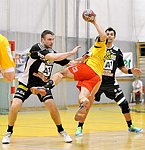 10.03.2012, Krems, Handball, Handball Liga Austria, HLA, MPO, UHK Krems - Fivers WAT Margareten,<br>ZIURA Vytautas, BOZSO Andras, ABADIR Martin<br><br>Copyright DIENER / Zierlinger Karl<br>Marktgasse 3-7 / 4 / 5 / 21<br>A-1090 Wien<br>Telefax +43 1 955 32 35<br>Mobil +43 676 629 98 51<br>BA-CA<br>Bank Nr. 12000<br>Account Nr. 00712 223 783<br>e-mail: agentur@diener.at<br>Datenbank: www.diener.at