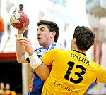 11.02.2012, Krems, Handball, Handball Liga Austria, <br>HLA, MPO, UHK Krems - HIT Tirol,<br>HERMANN Maximilian, WALZER Guenther<br><br><br><br>Copyright DIENER / Zierlinger Karl<br>Marktgasse 3-7 / 4 / 5 / 21<br>A-1090 Wien<br>Telefax +43 1 955 32 35<br>Mobil +43 676 629 98 51<br>BA-CA<br>Bank Nr. 12000<br>Account Nr. 00712 223 783<br>e-mail: agentur@diener.at<br>Datenbank: www.diener.at