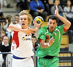 20.12.2011, Krems, Handball, Laenderspiel, Nationalteam, Testspiel, Oesterreich, Algerien<br>KLOPCIC Mirian, LABANE Zahar<br><br><br>Copyright DIENER / Zierlinger Karl<br>Marktgasse 3-7 / 4 / 5 / 21<br>A-1090 Wien<br>Telefax +43 1 955 32 35<br>Mobil +43 676 629 98 51<br>BA-CA<br>Bank Nr. 12000<br>Account Nr. 00712 223 783<br>e-mail: agentur@diener.at<br>Datenbank: www.diener.at