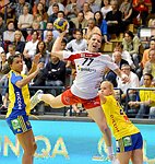 22.03.2012, Krems, Handball, Laenderspiel, Nationalteam,  Oesterreich - Schweden, Europameisterschaftsqualifikation, Damen, European Championships, Qualification ,Women, <br>Austria - Sweden,<br>ROBERTS Jamina, ACIMOVIC Gorica, HAGMAN Nathalie<br><br>Copyright DIENER / Zierlinger Karl<br>Marktgasse 3-7 / 4 / 5 / 21<br>A-1090 Wien<br>Telefax +43 1 955 32 35<br>Mobil +43 676 629 98 51<br>BA-CA<br>Bank Nr. 12000<br>Account Nr. 00712 223 783<br>e-mail: agentur@diener.at<br>Datenbank: www.diener.at