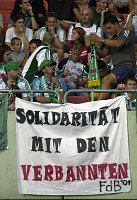 31.07.2002<br>Rapid - Pasching/1:0(1:0)<br>Solidarit�tstranparent f�r die verbannten Rapidfans