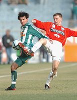 13.03.2004<br>Rapid - Pasching/0:0<br>MARTINEZ Sebastian (Rapid)<br>ROTHBAUER Manfred (Pasching)<br>33. Minute