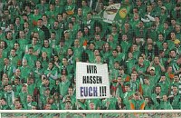 20.03.2004<br>Rapid - Salzburg/2:0 (1:0)<br>Westtrib�ne mit Transparent<br>