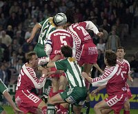 21.04.2004<br>Rapid - GAK 1:3(1:2)<br>Tumult im GAK-Strafraum