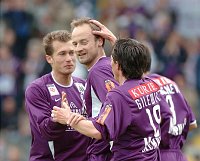 08.05.2004<br>Austria - Bregenz 4:1(2:0)<br>JANOCKO Vladimir und GILEWICZ Radoslaw gratulieren RUSHFELDT Sigurd zum 1:0<br>10. Minute