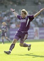 20.09.2003<br>Austria - Sturm/1:1 (0:0)<br>HELSTAD Thorstein<br>82. Minute
