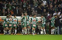 31.10.2004<br>Rapid - Sturm/2:0 (0:0)<br>Freude vor der Betreuerbank �ber das 2:0, rechts Hickersberger<br>68. Minute