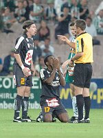 07.08.2004<br>Rapid - Salzburg/0:0<br>JANK Christoph, SUAZO Maynor (Salzburg)<br>FALB Wolfgang (Schiri)<br>HIDEN Martin (Rapid)<br>alles Bitten und Flehen hilft nichts - rot bleibt rot<br>87. Minute