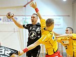17.09.2011, Krems, Handball, Handball Liga Austria, <br>HLA,, UHK Krems - Bregenz,<br>ARNAUDOVSKI Risto, VIZVARY Kristof, BELAS Ivica<br><br><br>Copyright DIENER / Karl Zierlinger<br>Marktgasse 3-7 / 4 / 5 / 21<br>A-1090 Wien<br>Telefax +43 1 955 32 35<br>Mobil +43 676 629 98 51<br>BA-CA<br>Bank Nr. 12000<br>Account Nr. 00712 223 783<br>e-mail: agentur@diener.at<br>Datenbank: www.diener.at