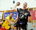 17.09.2011, Krems, Handball, Handball Liga Austria, <br>HLA,, UHK Krems - Bregenz,<br>BOZSO Andras, ARNAUDOVSKI Risto<br><br><br>Copyright DIENER / Karl Zierlinger<br>Marktgasse 3-7 / 4 / 5 / 21<br>A-1090 Wien<br>Telefax +43 1 955 32 35<br>Mobil +43 676 629 98 51<br>BA-CA<br>Bank Nr. 12000<br>Account Nr. 00712 223 783<br>e-mail: agentur@diener.at<br>Datenbank: www.diener.at