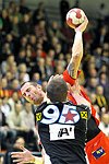 24.11.2011, Krems, Handball, Handball Liga Austria, HLA, UHK Krems, Fivers WAT Margareten, <br>LAZAREVIC Uros, KIRVELIAVICIUS Romas<br><br>Copyright DIENER / Zierlinger Karl<br>Marktgasse 3-7 / 4 / 5 / 21<br>A-1090 Wien<br>Telefax +43 1 955 32 35<br>Mobil +43 676 629 98 51<br>BA-CA<br>Bank Nr. 12000<br>Account Nr. 00712 223 783<br>e-mail: agentur@diener.at<br>Datenbank: www.diener.at