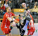 24.11.2011, Krems, Handball, Handball Liga Austria, HLA, UHK Krems, Fivers WAT Margareten, <br>VIZVARY Kristof, EDELMUELLER Christoph, BOZSO Andras<br><br><br>Copyright DIENER / Zierlinger Karl<br>Marktgasse 3-7 / 4 / 5 / 21<br>A-1090 Wien<br>Telefax +43 1 955 32 35<br>Mobil +43 676 629 98 51<br>BA-CA<br>Bank Nr. 12000<br>Account Nr. 00712 223 783<br>e-mail: agentur@diener.at<br>Datenbank: www.diener.at