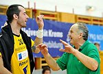 16.12.2011, Krems, Handball, Handball Liga Austria, HLA, UHK Krems, HC Hard<br>LAZAREVIC Uros, SZILAGYI Istvan<br><br><br>Copyright DIENER / Zierlinger Karl<br>Marktgasse 3-7 / 4 / 5 / 21<br>A-1090 Wien<br>Telefax +43 1 955 32 35<br>Mobil +43 676 629 98 51<br>BA-CA<br>Bank Nr. 12000<br>Account Nr. 00712 223 783<br>e-mail: agentur@diener.at<br>Datenbank: www.diener.at