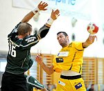03.08.2011;  Krems;  Handball;  Testspiel;  UHK Krems - SG Westwien; <br>MUSEL Gregory, LAZAREVIC Uros<br><br><br>Copyright DIENER / Karl Zierlinger<br>Marktgasse 3-7 / 4 / 5 / 21<br>A-1090 Wien<br>Telefax +43 1 955 32 35<br>Mobil +43 676 629 98 51<br>BA-CA<br>Bank Nr. 12000<br>Account Nr. 00712 223 783<br>e-mail: agentur@diener.at<br>Datenbank: www.diener.at
