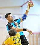 03.12.2011, Krems, Handball, Handball Liga Austria, HLA, UHK Krems, Union Leoben<br>IVISIC Ivan, CHALUPA Georg<br><br><br>Copyright DIENER / Zierlinger Karl<br>Marktgasse 3-7 / 4 / 5 / 21<br>A-1090 Wien<br>Telefax +43 1 955 32 35<br>Mobil +43 676 629 98 51<br>BA-CA<br>Bank Nr. 12000<br>Account Nr. 00712 223 783<br>e-mail: agentur@diener.at<br>Datenbank: www.diener.at