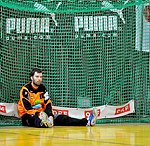 03.12.2011, Krems, Handball, Handball Liga Austria, HLA, UHK Krems, Union Leoben<br>MARINOVIC Luka<br><br><br>Copyright DIENER / Zierlinger Karl<br>Marktgasse 3-7 / 4 / 5 / 21<br>A-1090 Wien<br>Telefax +43 1 955 32 35<br>Mobil +43 676 629 98 51<br>BA-CA<br>Bank Nr. 12000<br>Account Nr. 00712 223 783<br>e-mail: agentur@diener.at<br>Datenbank: www.diener.at