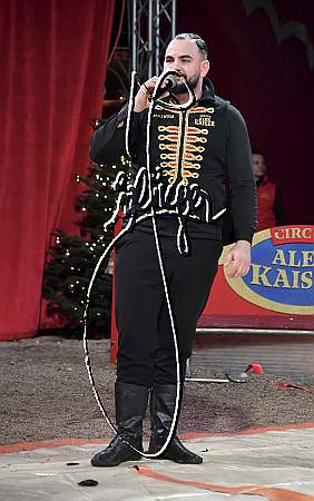 5_1605_Alex KAISER, Weihnachtszirkus