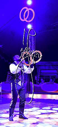 5_1697_Alex KAISER, Weihnachtszirkus