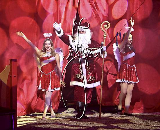 6_1784_Alex KAISER, Weihnachtszirkus