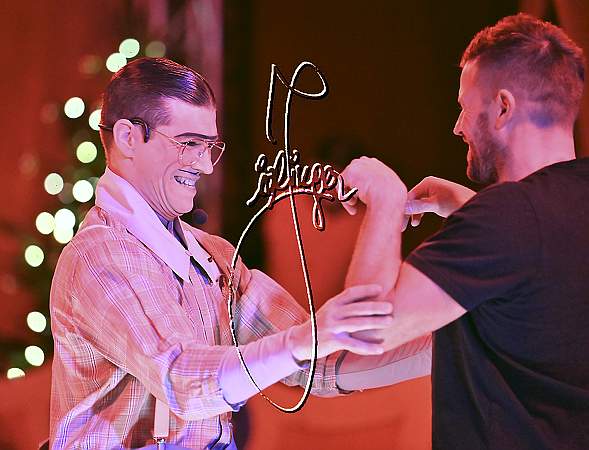 6_2046_Alex KAISER, Weihnachtszirkus