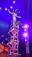 27.12.2024<br>Alex KAISER, Weihnachtszirkus<br><br>Copyright:   sportfotos.at / zierlinger