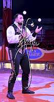 27.12.2024<br>Alex KAISER, Weihnachtszirkus<br><br>Copyright:   sportfotos.at / zierlinger