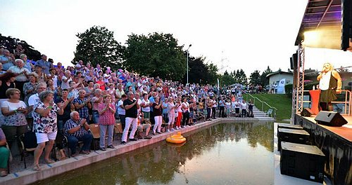 4841_ALFINITO_Zuschauer